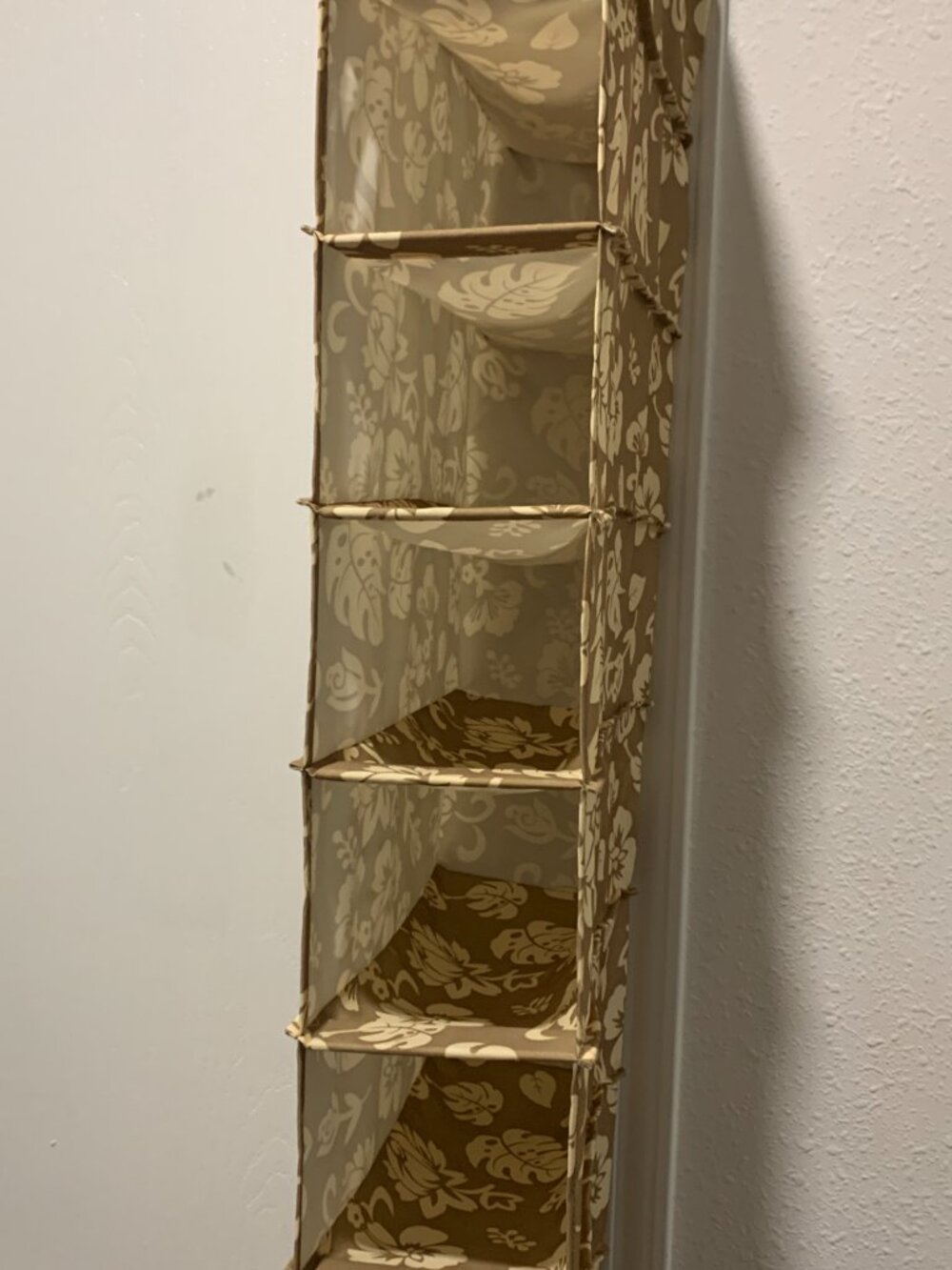 Hanging Shoe Organizer 10 Shelf Closet Storage Cubby Tan Tropical Floral 5x5x50